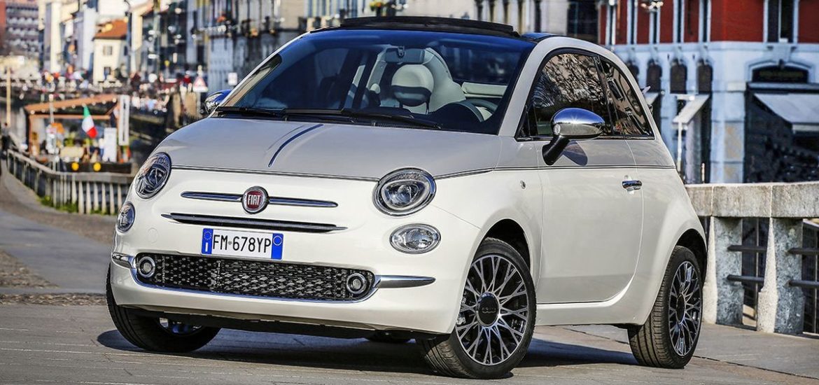 Star des Laufstegs – der neue Fiat 500 Collezione ist in Europas Metropolen zu sehen
